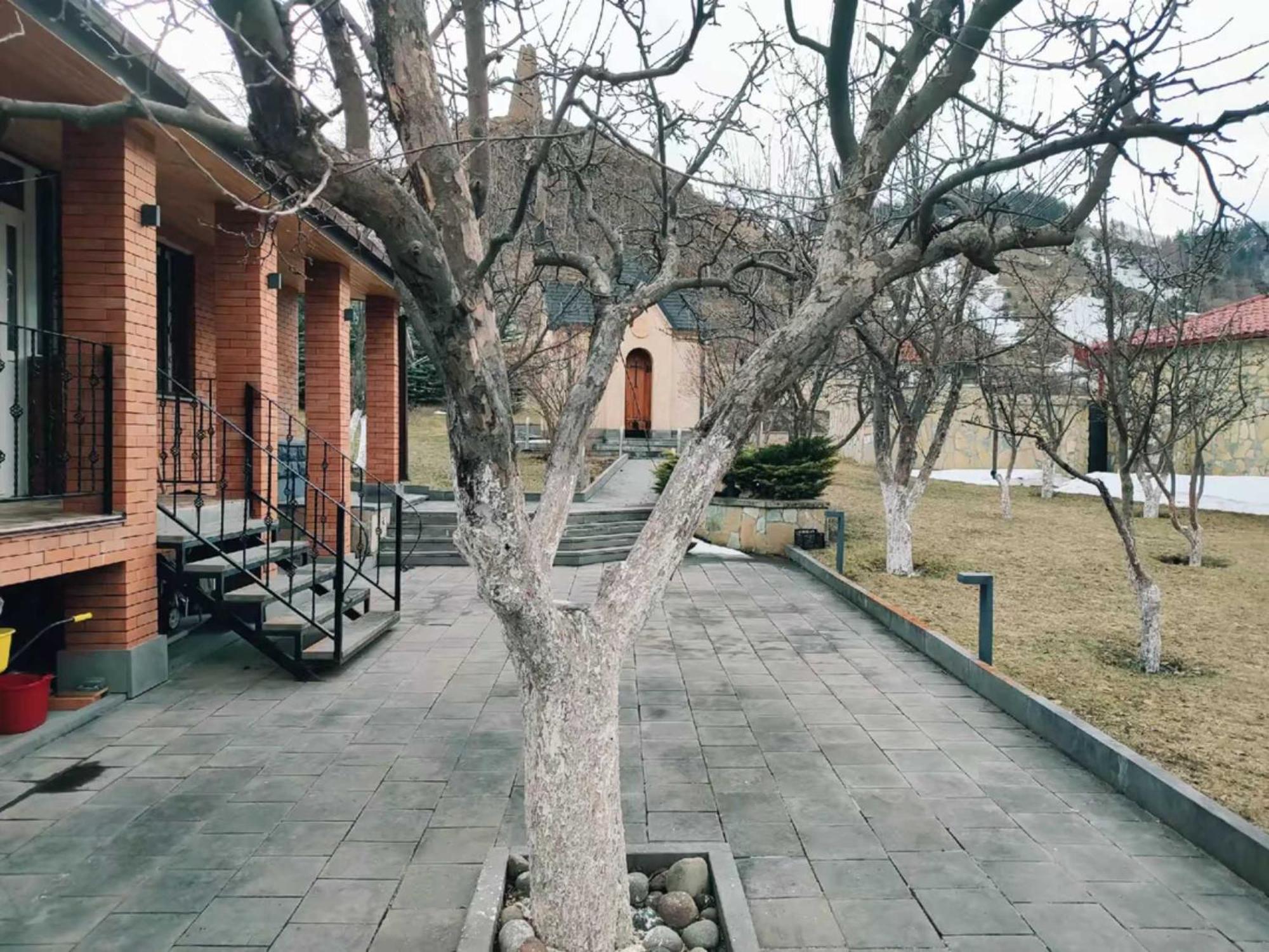 Vardisubani Villa คัซเบกี ภายนอก รูปภาพ